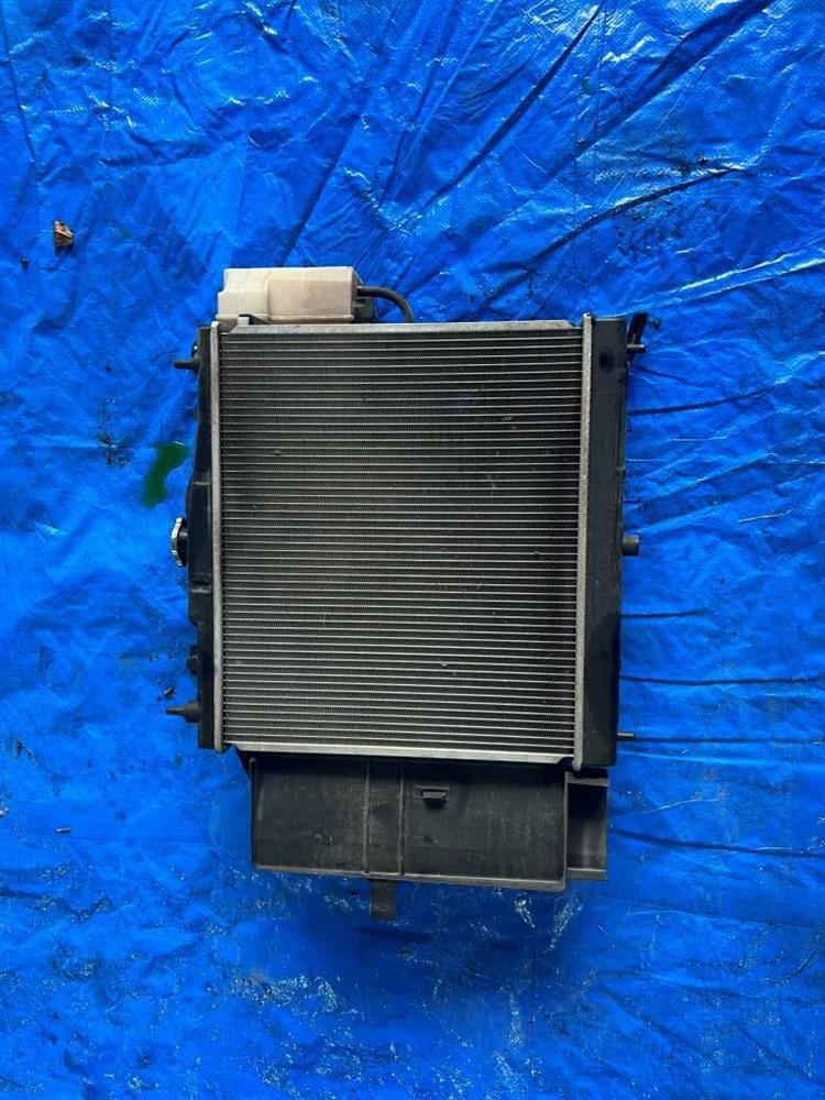 Радиатор основной Ниссан Куб в Вельске 245900