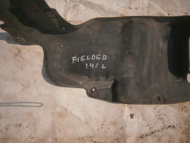 Подкрылок Тойота Королла Филдер в Вельске 26428