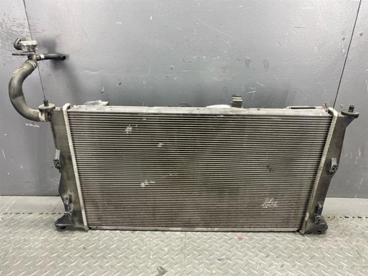 Радиатор основной Мазда Премаси в Вельске 467480