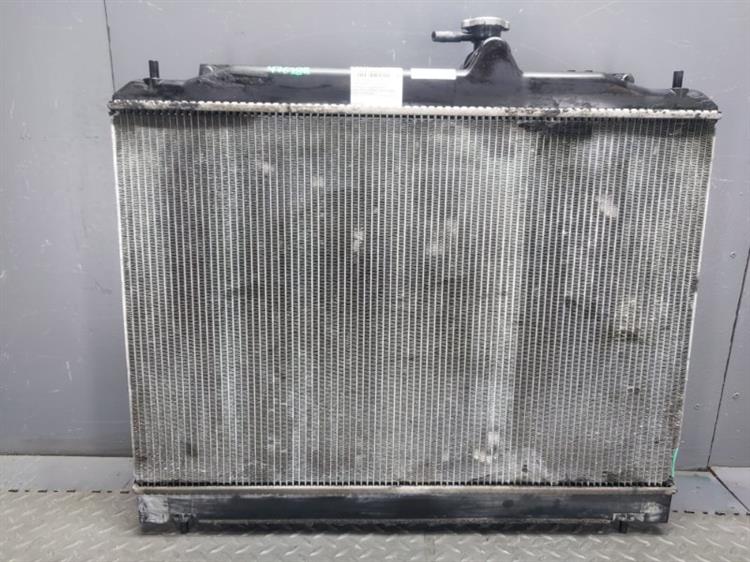 Радиатор основной Ниссан Серена в Вельске 476288