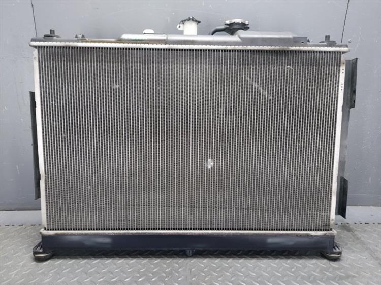 Радиатор основной Мазда МПВ в Вельске 476362