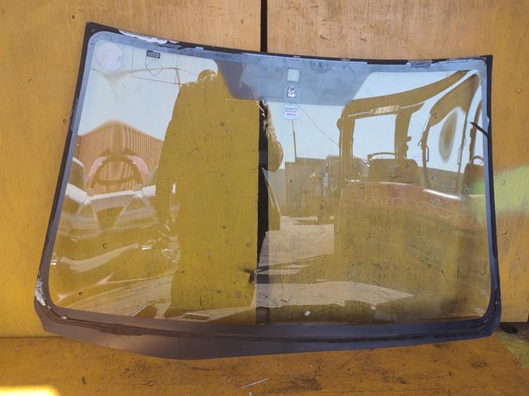 Лобовое стекло Тойота Аллион в Вельске 47998